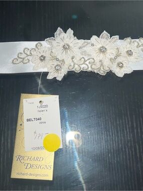 White Floral Embellished Satin Belt